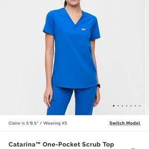 Catarina™ One-Pocket Scrub Top